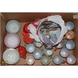 LOT OF FIREKING/ANCHOR HOCKING INCL BOWLS, CUPS &