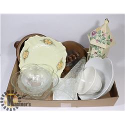 FLAT OF ASSORTED VINTAGE  DISHES