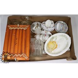 FLAT OF ASSORTED COLLECTIBLES