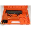 Image 1 : AIR BRAD NAILER & CASE