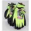 Image 1 : 3 PAIRS OF SURE GRIP LATEX FOAM COATED PALM GLOVES