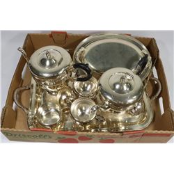 BOX WITH TEA & COFFEE SET.