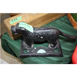 Nut Cracker - Metal Dog