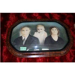 Family Picture in Convex Framed