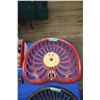 Image 1 : "79" Cast Iron Seat (Red and Beige)