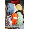 Image 1 : Box of Vintage Hats
