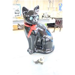 Large Black Cat & Small White Cat Ornaments