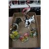 Image 1 : Box with 2 Dogs and 4 Bird Ornaments