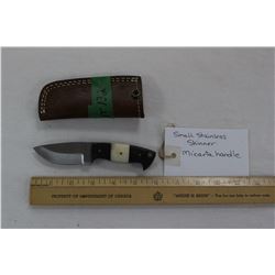 Small Stainless Skinner Knife with Micarta Handle