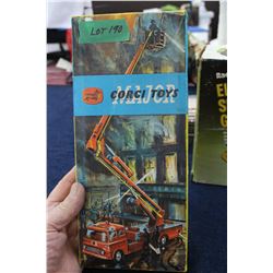 Corgi Major Toys - Simon Snorkel Fire Engine