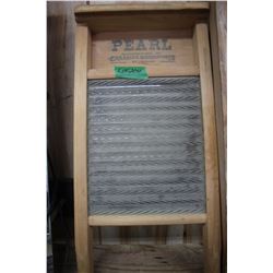 "Pearl" Glass Lingerie Washboard