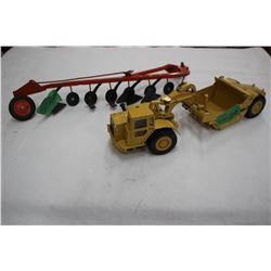 Ertl Die Cast Metal Model of a Cat 631E Earth Mover and a Ertl Cultivator