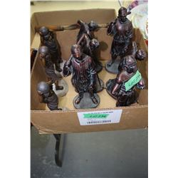 Football, Soccer, Baseball and Hockey Figurines - 9 in total