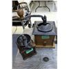 Image 1 : 2 Coffee Grinders (the larger one has a cast top)