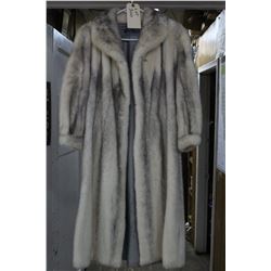 Silver Cross Mink Coat - Very Nice Condition - with Certificate from the Reiss Fur Company, Winnipeg