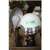 Image 1 : 1 Bar Lamp and 1 Desk Lamp