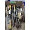 Image 1 : Box with 15 Chisels