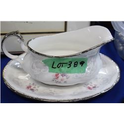 Paragon Gravy Boat and Dish