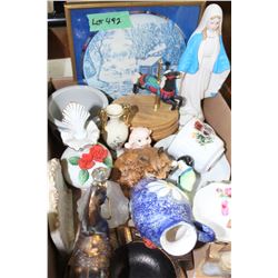 Flat of Miscellaneous Items (Decorator Plate, Cups/Saucers, etc.)