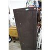 Image 1 : Gun Cabinet - holds 8