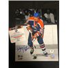 Image 1 : WAYNE GRETZKY SIGNED 8X10 HOCKEY PHOTO (GLOBAL AUTHENTICS COA)
