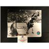Image 1 : BOBBY ORR SIGNED 8X10 HOCKEY PHOTO (GLOBAL AUTHENTICS COA)