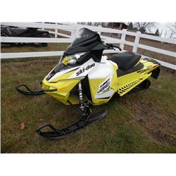 2017 Ski Doo MXZ TNT 600 e-tec SN#-2BPSUEHA3HV000042
