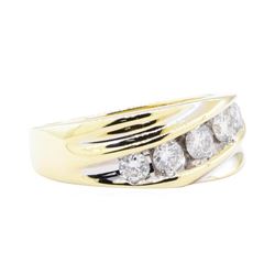 1.05 ctw Diamond Ring - 14KT Yellow Gold