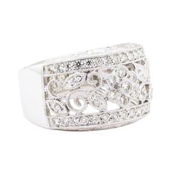 0.50 ctw Diamond Ring - 18KT White Gold