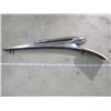 Image 2 : 1947 OLDSMOBILE CHROME HOOD ORNAMENT (#418733) *MISSING PLASTIC*