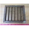 Image 1 : VINTAGE FLOOR GRATE