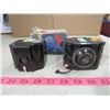 Image 2 : LOT OF 2 BABY BROWNIE CAMERAS