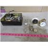 Image 1 : LOT OF ASSORTED WATCHES & CLOCKS (1 HAS INTERCHANGABLE BANDS, 1 IS BIRKS)