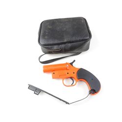 OLIN 12G SIGNAL FLARE LAUNCHER