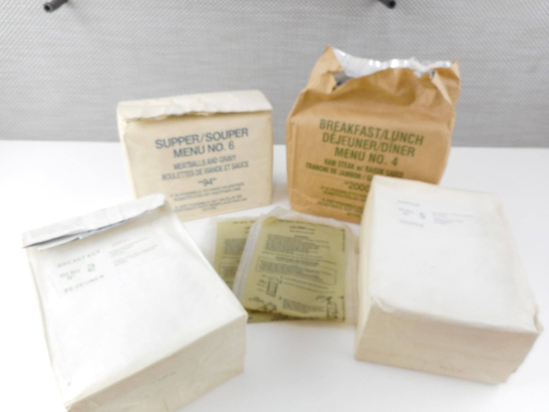 CANADIAN MILITARY FIELD RATIONS