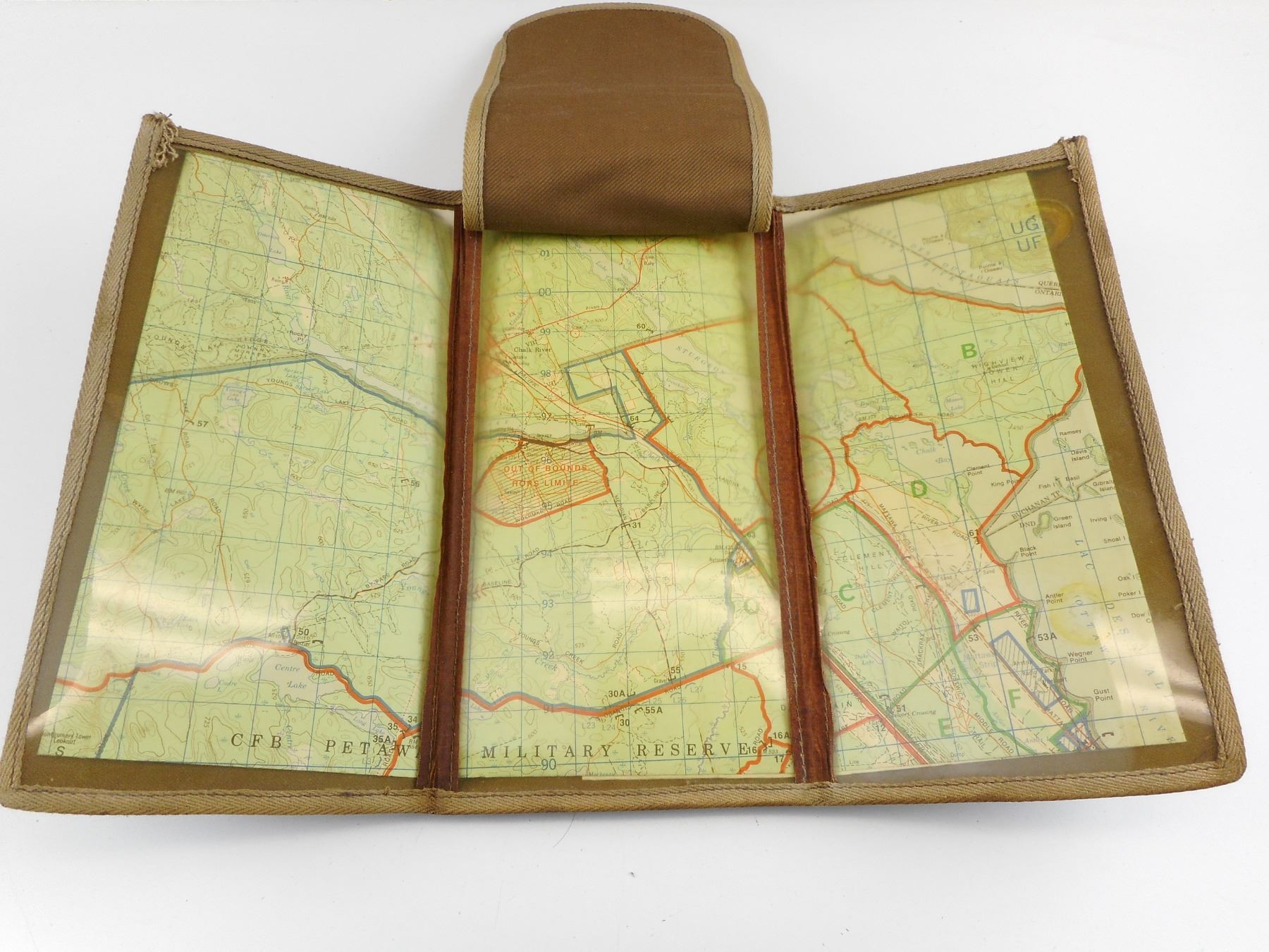 WWII BRITISH MAP CASE - Switzer's Auction & Appraisal Service