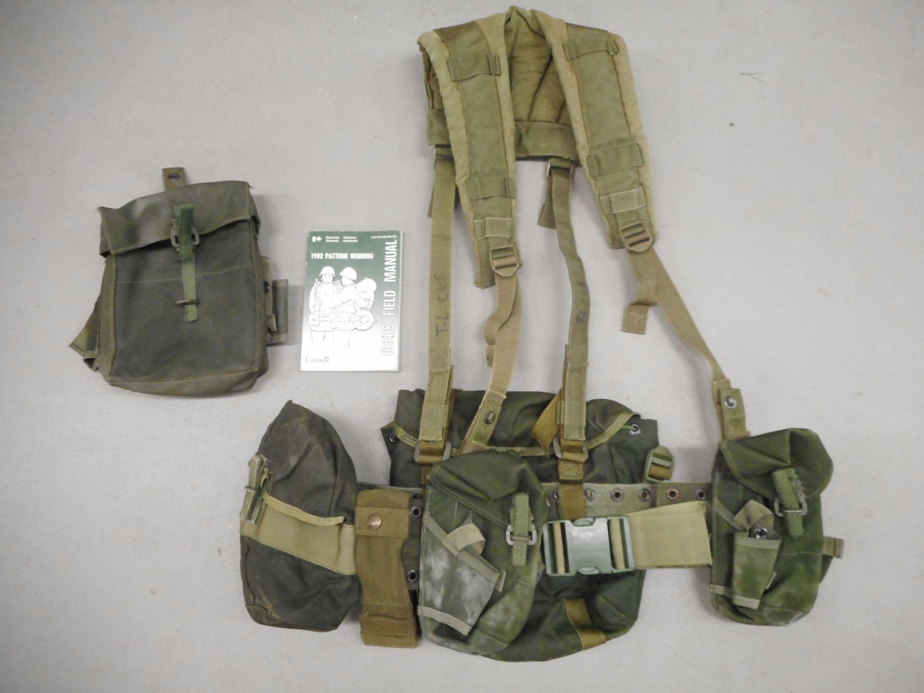 CANADIAN MILITARY 82 PATTERN WEBBING