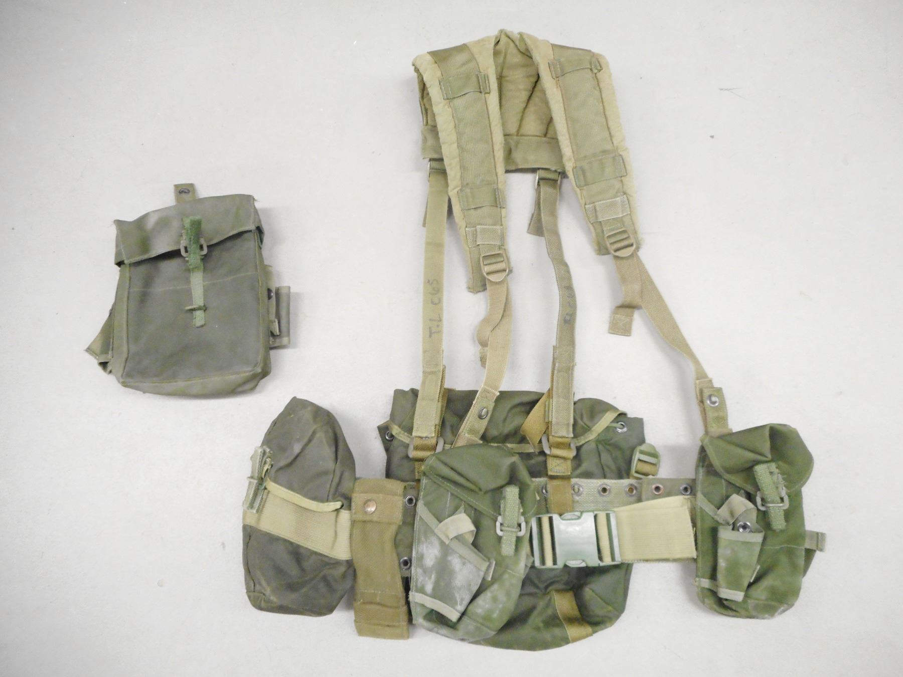 Canadian Pattern 82 Ruck CANADIAN MILITARY 82 PATTERN WEBBING