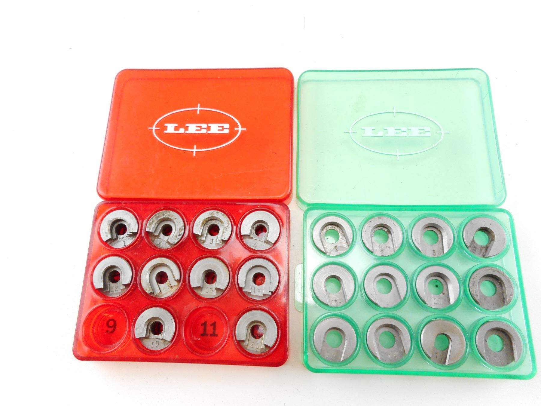 Lee shell holder X PRESS 19 91552 9 mm luger - Armeria Savoca - Caccia, sport e tempo libero Lee shell holder X PRESS 19 91552 9 mm luger - Armeria Savoca - Caccia, sport e tempo libero