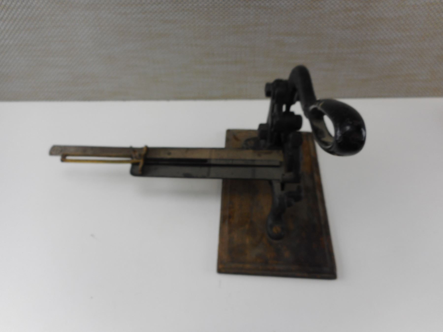 Linotype Machine Slug VINTAGE 1870 LINOTYPE SLUG CUTTER - Switzer's Auction & Appraisal Service