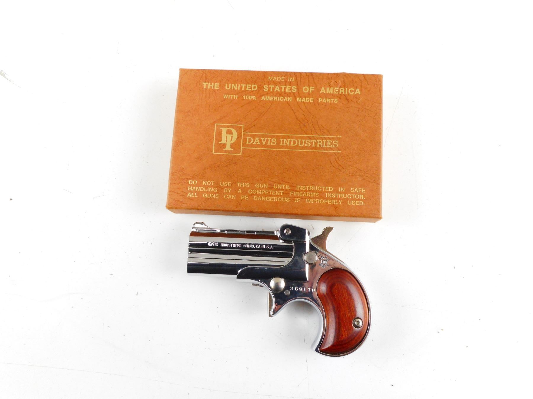 Dellinger 32 DAVIS INDUSTRIES , MODEL: DERRINGER D-32 , CALIBER: 32 AUTO