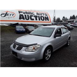 C2 --  2007 PONTIAC G5  , Silver , 140195  KM's