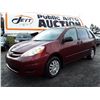 Image 1 : L4 --  2006 TOYOTA SIENNA CE  , Red , 238024  KM's