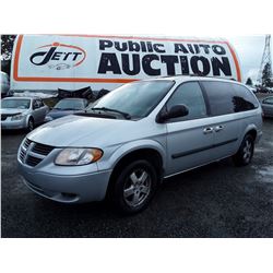 A11 --  2005 DODGE GRAND CARAVAN SE , Silver , 252449  KM's "NO RESERVE"