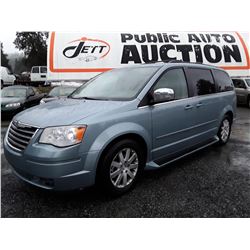 J4 --  2008 CHRYSLER TOWN & COUNTRY , Blue , 177982  KM's