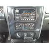 Image 16 : J2 --  2002 GMC ENVOY , Grey , 341,542  KM's
