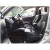 Image 7 : L2 --  2008 MITSUBISHI OUTLANDER, SILVER, 261,314 KMS
