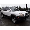 Image 2 : D4 --  2005 HYUNDAI TUCSON , White , 218203  KM's