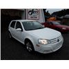Image 2 : C3 --  2010 VW CITY GOLF , White , 116814  KM's