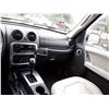 Image 14 : G6 --  2004 JEEP LIBERTY LTD , White , 2732816  KM's